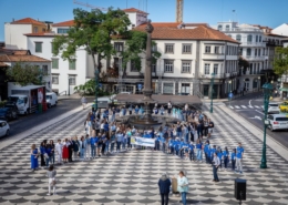 Caminhada “Azul” – Contra os Maus Tratos na Infância e Laço Humano na Praça do Município