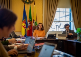 Cristina Pedra relembra que Funchal vai receber, gratuitamente, 54 000 m2, na Praia Formosa, e descarta proposta dispendiosa da Confiança que queria pôr a cidade a gastar 40 milhões na compra de terrenos a grupos privados