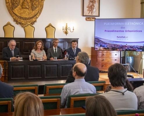 Funchal aposta na desmaterialização de procedimentos urbanísticos, através de uma nova plataforma digital