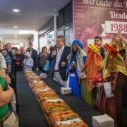 Mercado da Penteada cantou os Reis