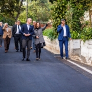 Câmara do Funchal pavimenta caminho municipal na Zona Alta de São Gonçalo