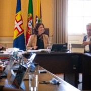 Câmara Municipal do Funchal atribui 103 mil euros em bolsas de estudo e convida para inauguração da Bienal